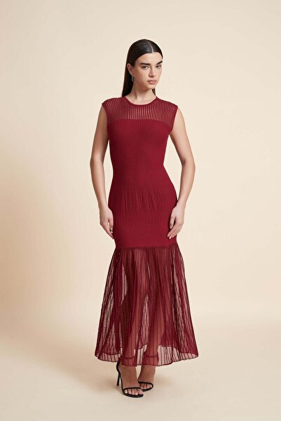 Yola Simple Midi Dress Without Sleeves