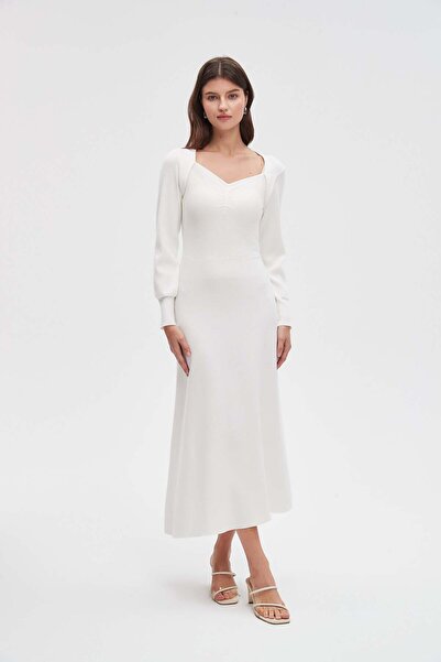 Livia White Solid Midi Long-Sleeve Dress