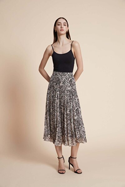 Yola تنورة ميدي مطوي