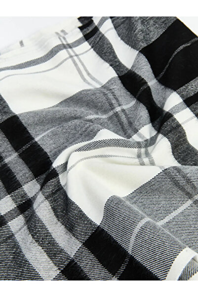 LC Waikiki Tassel Detailed Plaid Patterned Men's Scarf