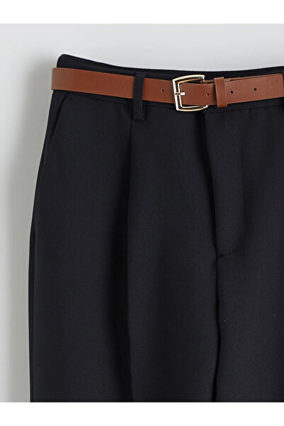 LC Waikiki Carrot Cut Women's Pleated Trousers with Belt