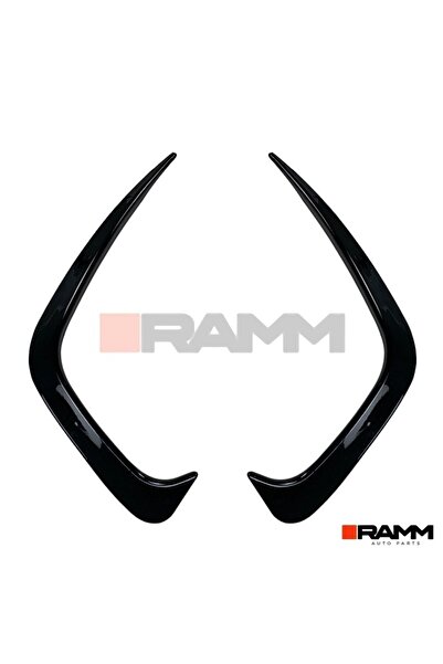 Universal BMW G20 Arka Tampon Bıçağı SağSol Parlak Siyah