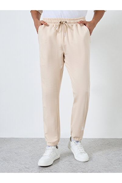 Styli Men Slim Fit Panel Print Joggers