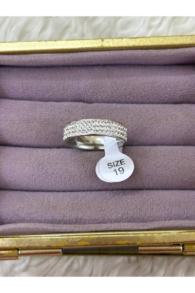 BY YASİN TOPÇU 💍   Sparkling Silver Ring with Stones – Size 19 ✨ 💎