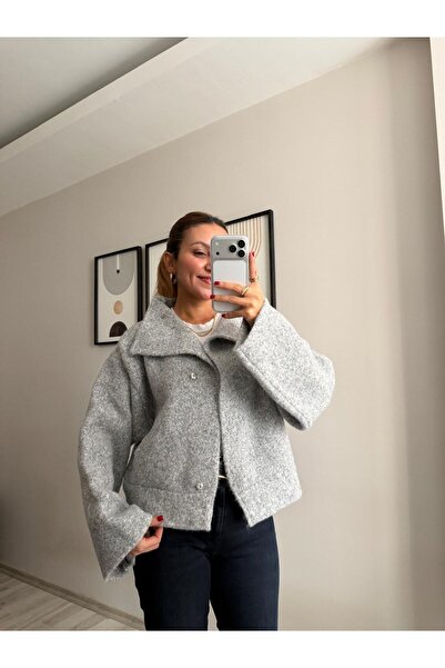 İNVİSUS Soft Textured Knitwear Crop Cardigan with Snap Closure