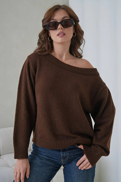 Cool & Sexy Asymmetric Collar Oversized Knitwear Sweater