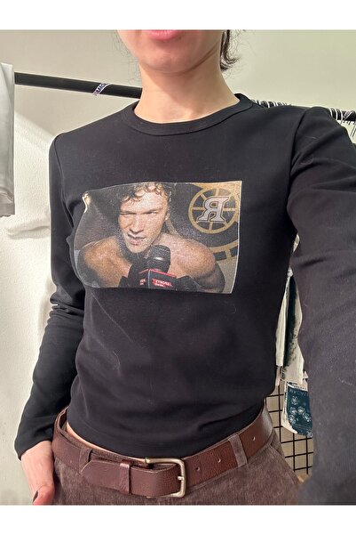 Zooz Ilya Rozanov Heated Rivalry Y2K Siyah Uzun Kollu Crop Top – Grafik Karak...