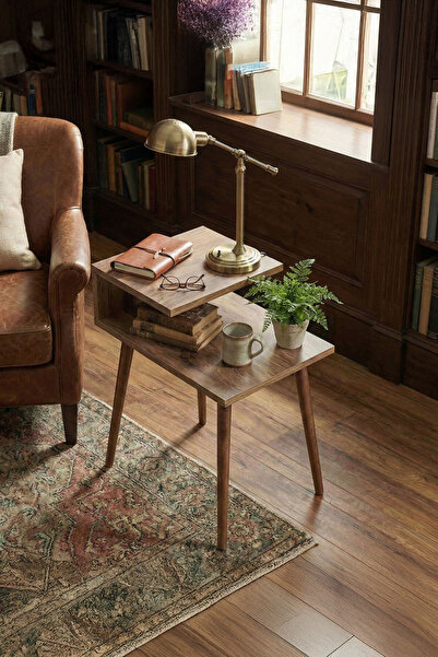 DEQQU Libra 62x45x30cm Kitaplıklı Yan Sehpa 2 Katlı Koltuk Yanı Organizer Çam...