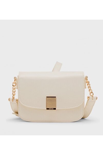 Anne Klein حقيبة كروسبودي لامعة بغطاء قلاب