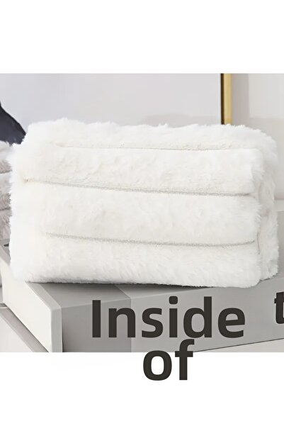 Piraye Shop Стилна козметична чантичка с мека текстура