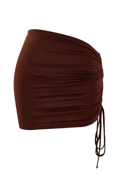 Trendyol Collection Fusta de plajă maro super mini cu detaliu de legare TBESS...