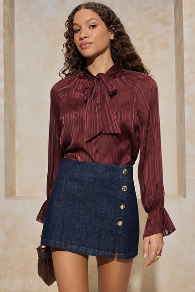 Trendyol Collection Cămașă cu detaliu eșarfă roșu claret închis TWOSS26GO00020