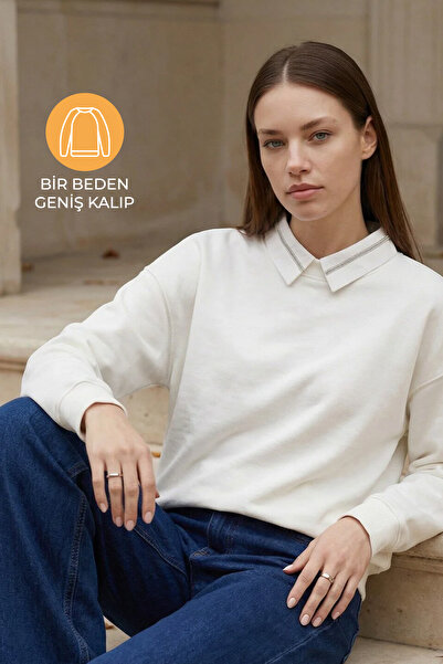 Amia&Co. Beyaz Çıkarılabilir Taşlı Şerit Detaylı Gömlek Yaka Şardonlu Baskılı...