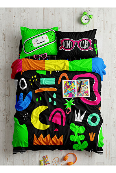 Helen George Whatever Çift Kişilik Nevresim Takımı - Graffiti Tasarım