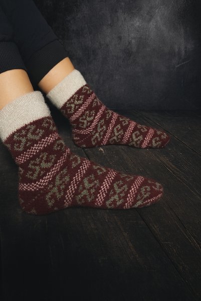 Onouqo 3 Pairs of Ethnic Patterned 100% Wool Winter Women's Knitted Socks, Home Socks (Patterns Are Mixed)
