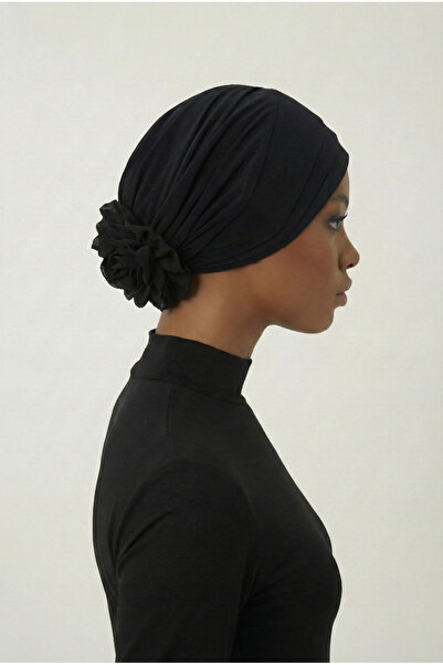 fidan bone حجاب جاهز أسود مع طبقات من الأورجانزا وورود على الظهر، مناسب للاست...