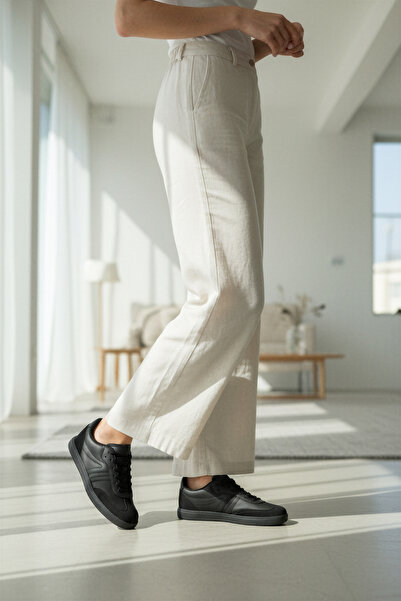 E SPORT Black Orthopedic Daily Women's Senaker Shoes