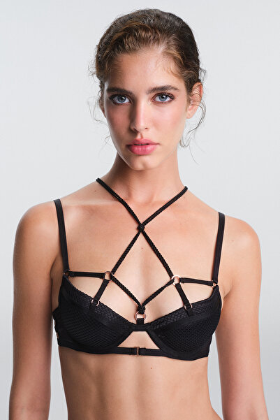 Penti حمالة صدر نوفا سوداء بدون أسلاك مع تفاصيل ربط بدون حشوة