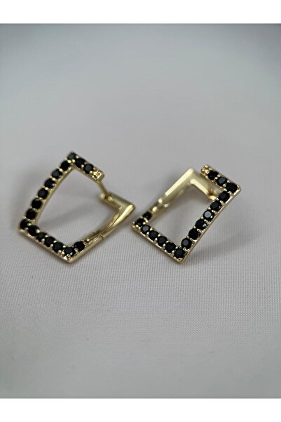 Luseda أقراط VIP مربعة ذهبية مرصعة بالحجر الأسود