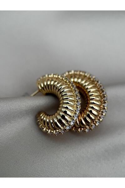 Luseda حلق تصميم حجر الزركون الذهبي اللون