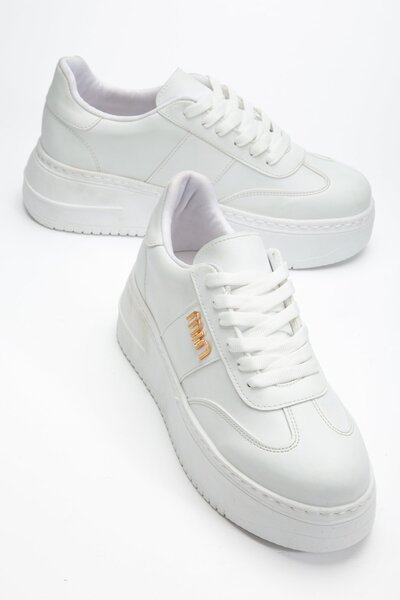 BAHRİNA Women's Thick Sole Buckle Sneaker