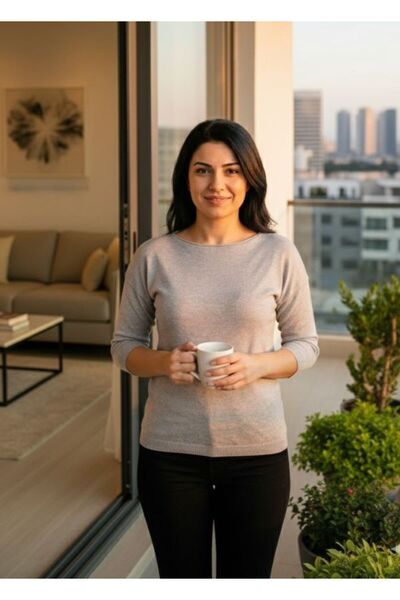 URUMDAY Mercerized Crew Neck Three-Quarter Sleeve Knitwear Blouse