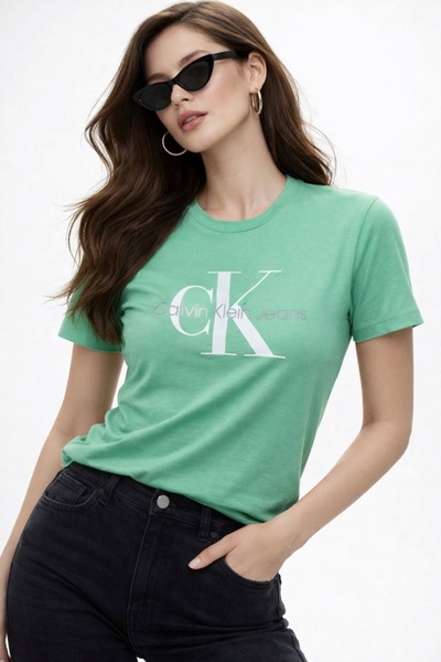 Calvin Klein تيشيرت منسوج مطبوع من قطن 100% بنقشة مونوغرام