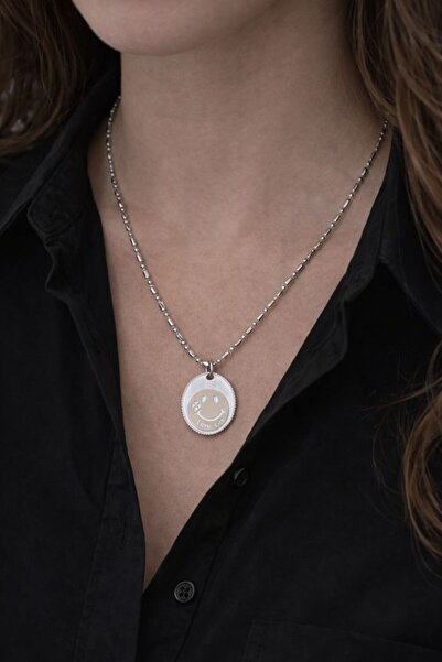 BY YASİN TOPÇU 😊 ✨   قلادة لوف لايف سمايلي (لون فضي)