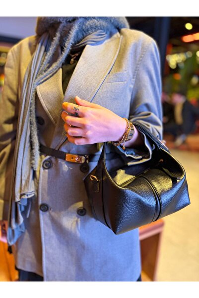 wikidayss Women's Hand and Crossbody Bag