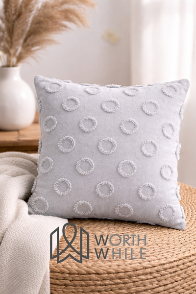 WorthWhile غطاء وسادة من نسيج الشنيل الرمادي من نوفا – إكرو 43×43 سم