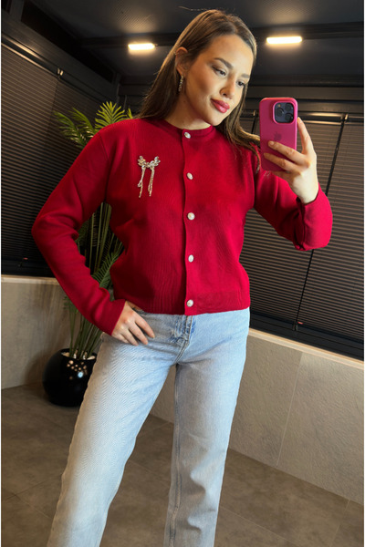 MİR STORE كارديجان تريكو أحمر مع تفاصيل بروش