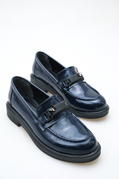 Redoxy Жіночі вишукані лофери з товстою підошвою, метеликовою пряжкою та шкір...