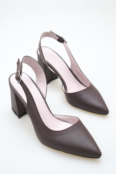 Shoesers Kadın Koyu Kahve Deri Asimetrik Bantlı Sivri Burunlu Kalın Topuklu A...