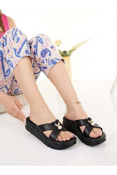 BENGASO Rahat Gündelik Kadın Çapraz Bantlı Tavşan Takılı Terlik Lüks, şık ve ...