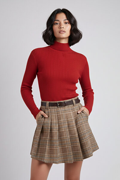 Ulino Pulover tricotat cu mânecă lungă, cu guler înalt și croială ajustată