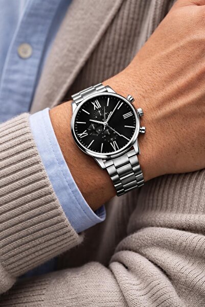 Arzu Butik ساعة يد رجالية بسوار فولاذي وهيكل فولاذي وشاشة عرض تناظرية لون فضي