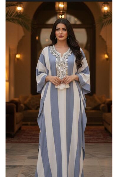 Veil Designer جلابيه الازرق اليماوي و الابيض كتان تطريز علي الصدر طابع بوهيمي...