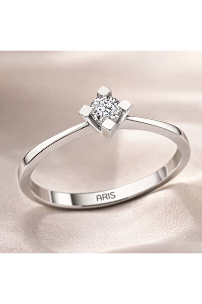 Ariş 0.30 Karat Görünüm Pırlanta Tektaş Miracle Yüzük