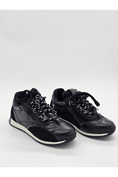 Luvesta Shoes حذاء لوفستا بلاك شادو ريترو رانر