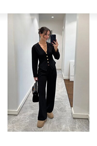 Zafirae طقم بأزرار ذهبية