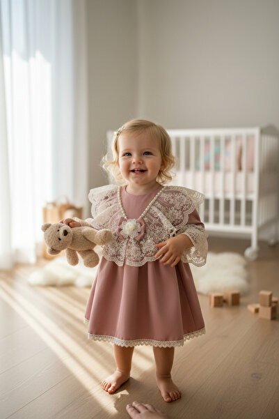 GabrielleBebe Rochiță de botez Barbie cu dantelă brodată și bentiță de culoar...