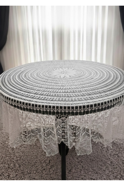 Baby Kety El Emeği Masa Örtüsü – Gelenekten Modernliğe Şık Bir Dokunuş