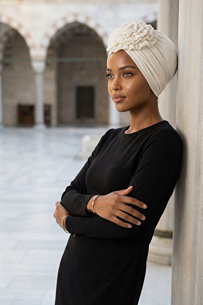 Aisha's Design Güllü Penye Bone,B-21,Krem