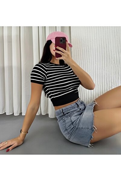 By Gecce Çizgili Manşetli Kadın Tişört