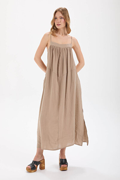 IMBUE İnce Askılı Büzgülü Cepli Modal Dokulu Bej Salaş Maxi Elbise