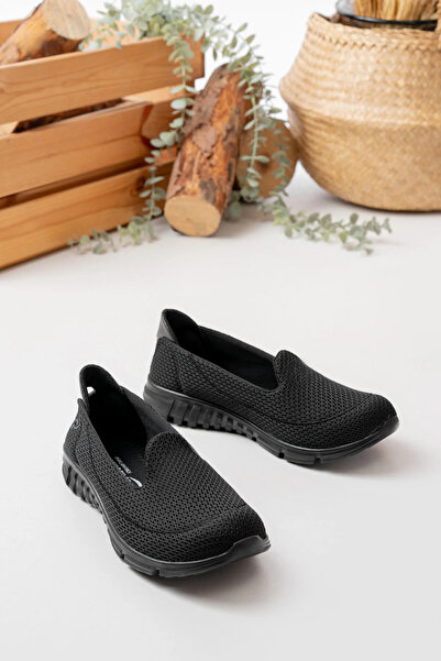 Afilli Moun Shoes - Women's Black Sneakers, Laceless and Comfortable Lightwei...