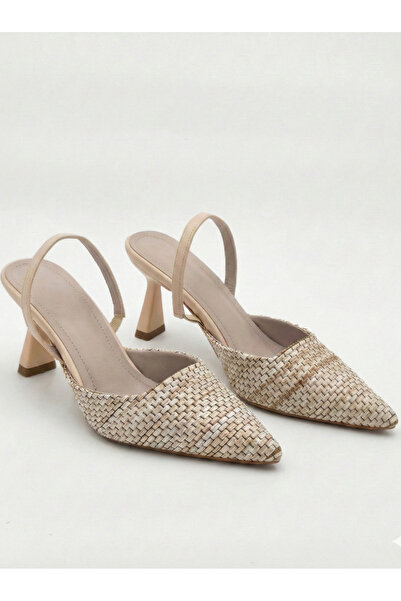 Shoesers Women's Special Design Pointed Toe Straw Coated Daily Heeled Shoes