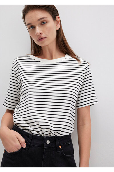 Mavi Schwarz gestreiftes Basic-T-Shirt Regular Fit / Normal Fit 1611653 -85143