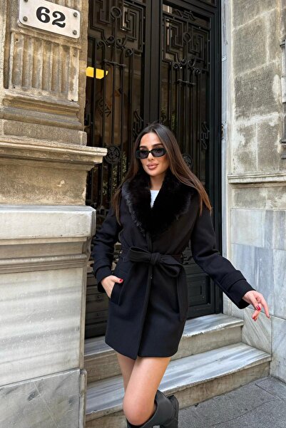 Dipmoda Palton scurt de damă cu guler de blană și curea, mărimea molton DPSTR...