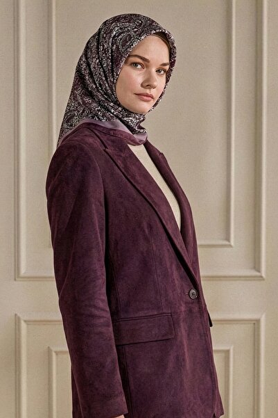 SilkTouch وشاح كريستالي بنمط عرقي من البرقوق